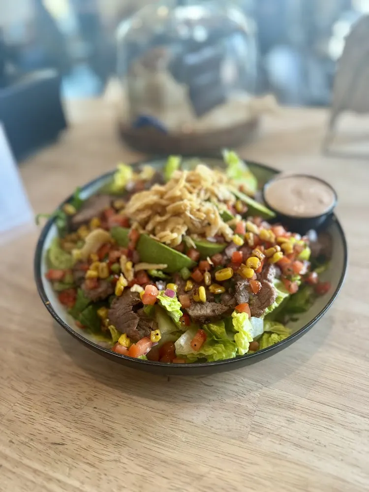 Fire Grilled Filet Salad